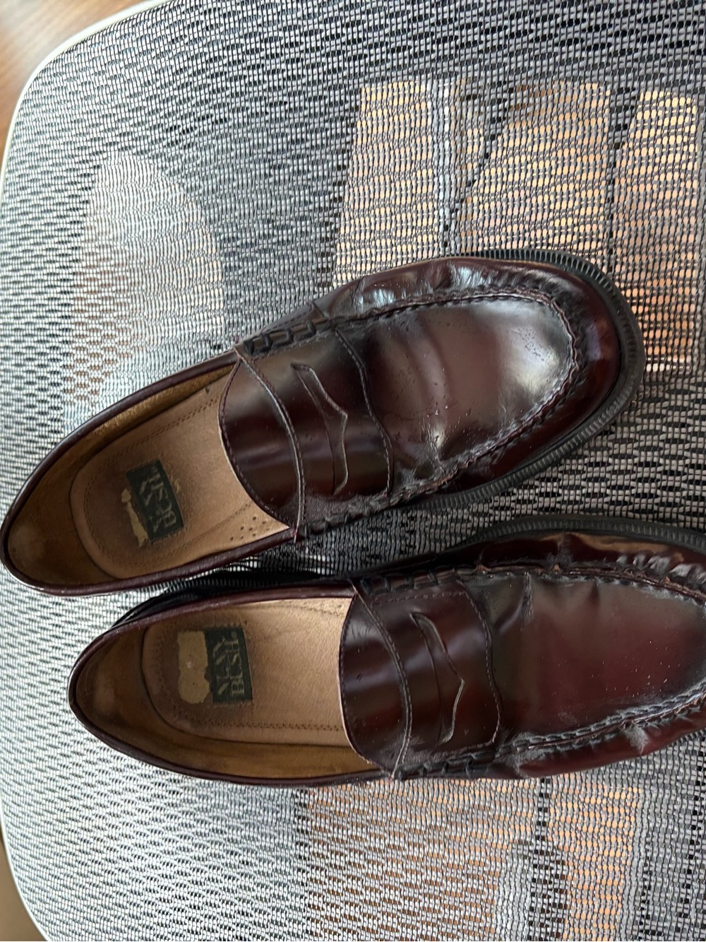 Men's Classic Penny Loafers in burgundy